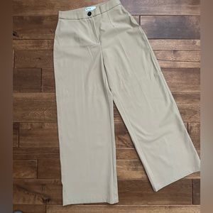 Bershka Wide Leg Trousers in Khaki